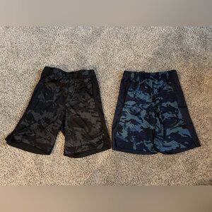 Old Navy Active Black and Blue Patterned Shorts